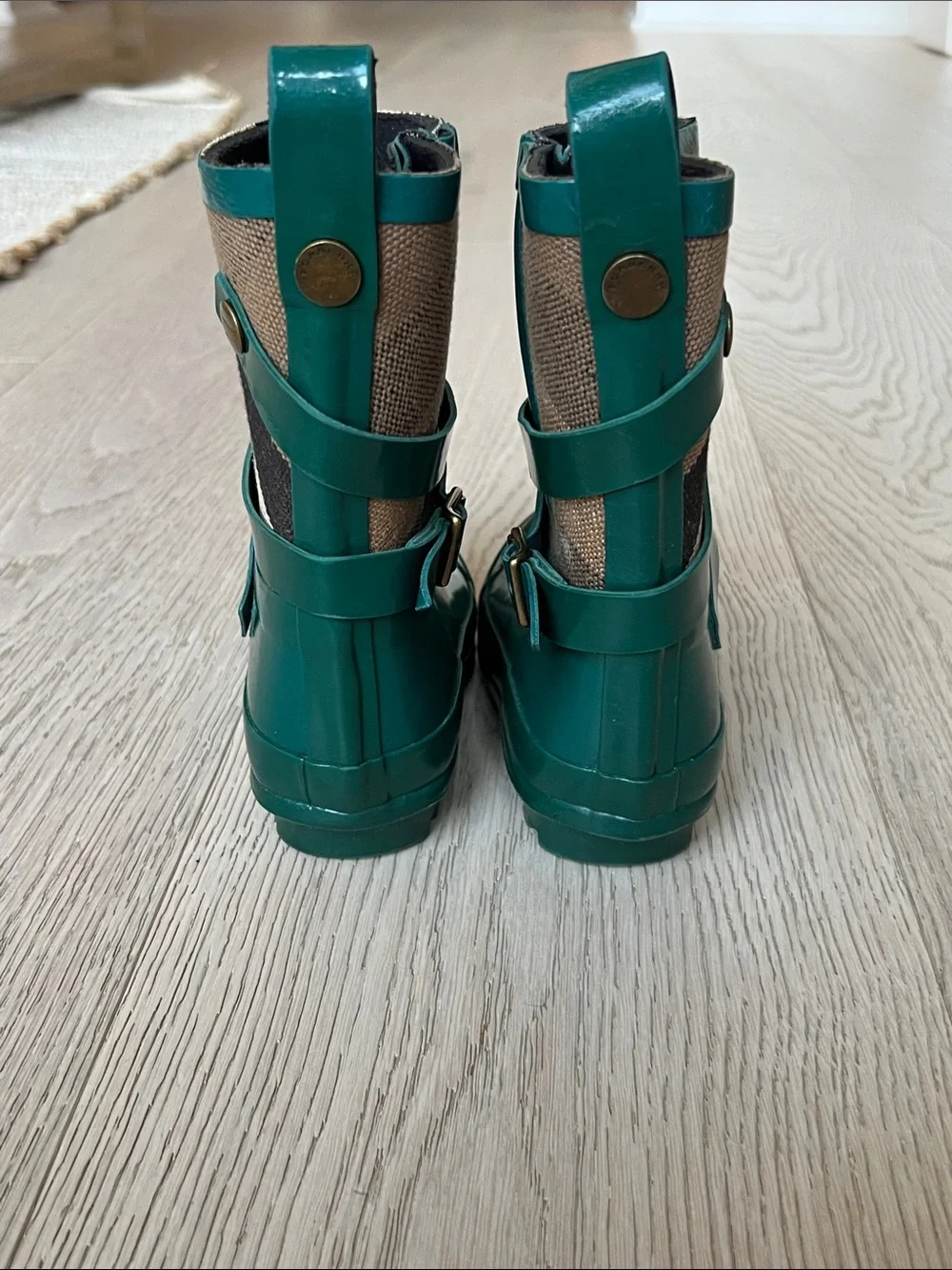 Burberry - Little Kids Rain-boots - Euro Size 27/ U.S. Size 10.5